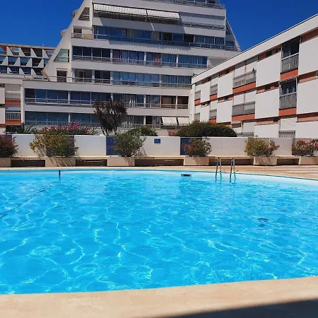 Club 4 Personnes Climatisation Wi-fi Piscine - Rossiconciergerie - Linge Inclus *