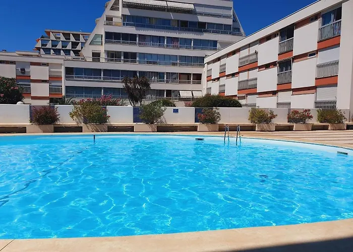 Club 4 Personnes Climatisation Wi-fi Piscine - Rossiconciergerie - Linge Inclus *