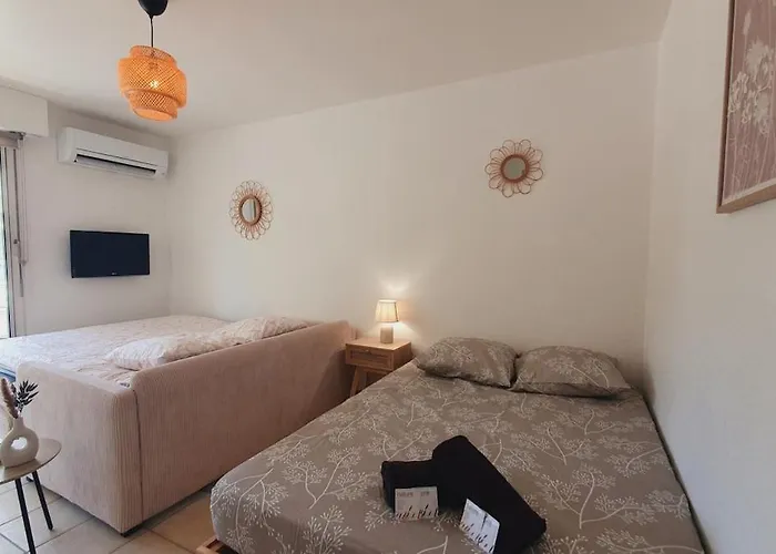 Club 4 Personnes Climatisation Wi-fi Piscine - Rossiconciergerie - Linge Inclus * La Grande-Motte